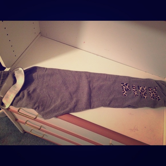 PINK crop sweatpants