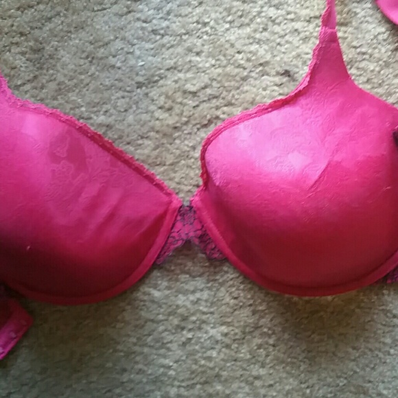 Lily of France hot pink bra