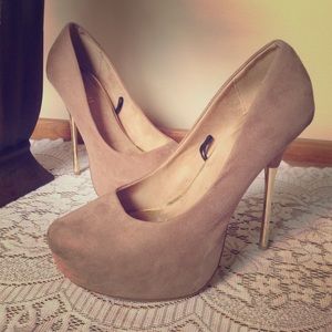 Tan suede pumps with gold stiletto heel