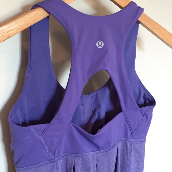 Lululemon blousy workout top