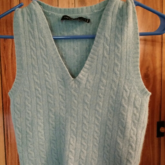Knitted vest - Picture 1 of 3