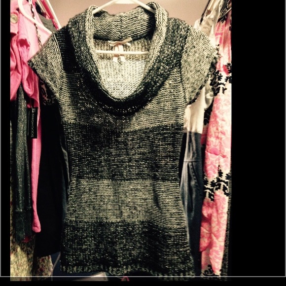 💕Cowlneck sweater!!!💕