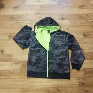 Boys Sheep lined camo jacket hoodie fits Size ~ XL