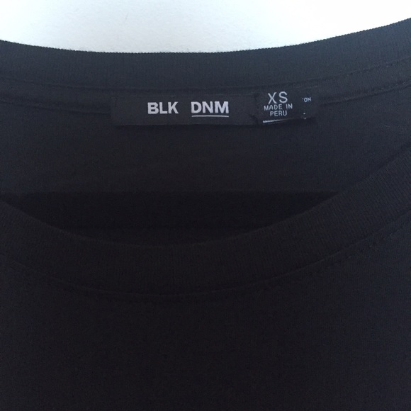 ⚡️SOLD⚡️BLK DNM crop scoop neck tee - Picture 2 of 3