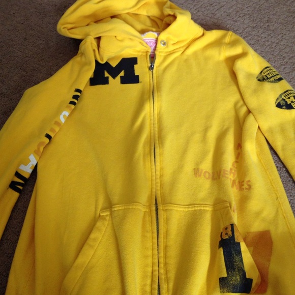 Victoria Secret Pink zip up