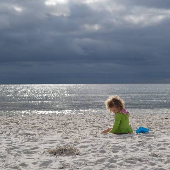 Meet your Posher, Lora - Picture 1 of 1