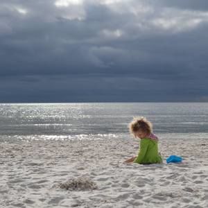 Meet your Posher, Lora