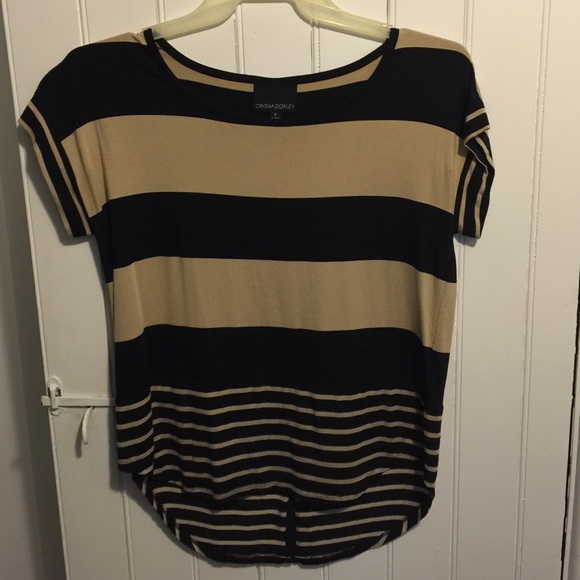 Short sleeve Black and Tan stripped shirt - Picture 1 of 1