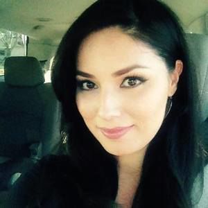 Meet your Posher, Yaneth