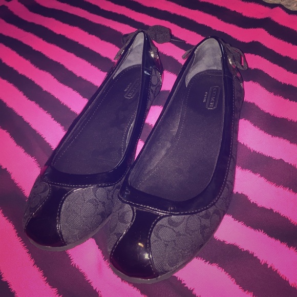 COACH FLATS!