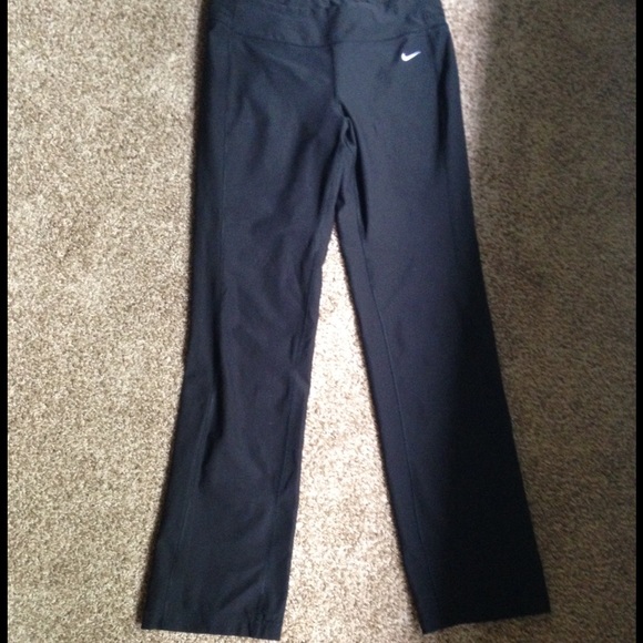 Nike dry fit pants 👌
