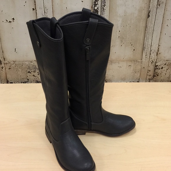 Grey boots - Picture 3 of 4