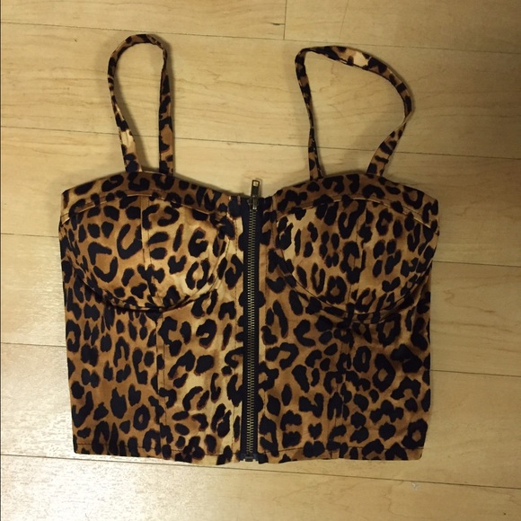 Leopard print top