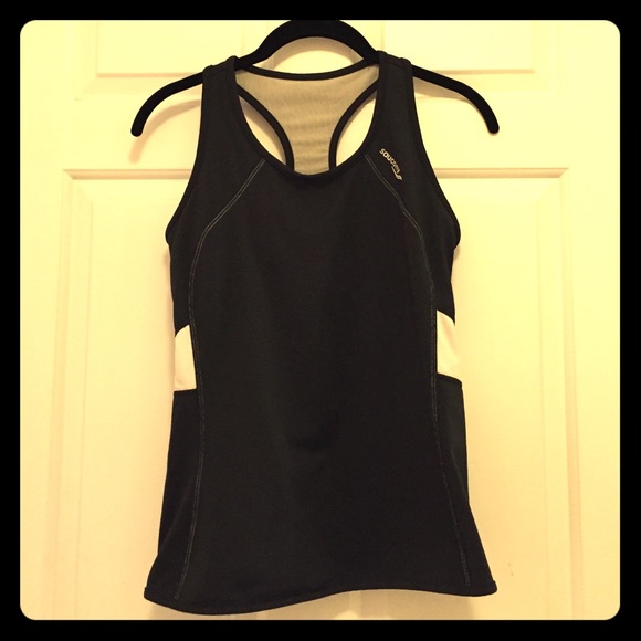 Saucony run tank