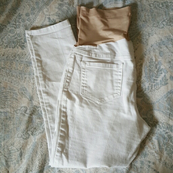 Liz lang maternity crop jeans