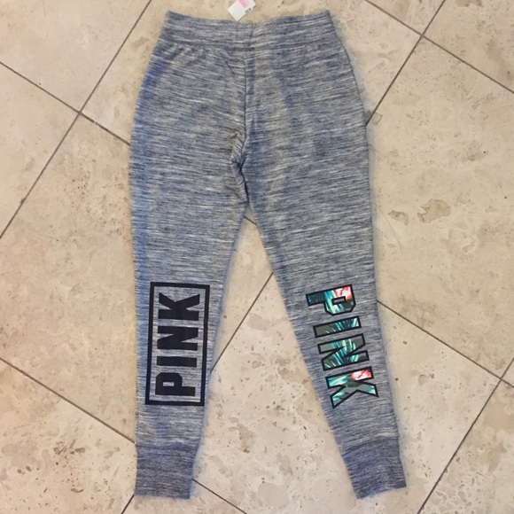 Pink VS sweats - Picture 3 of 3