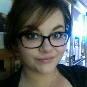 Meet your Posher, Misty