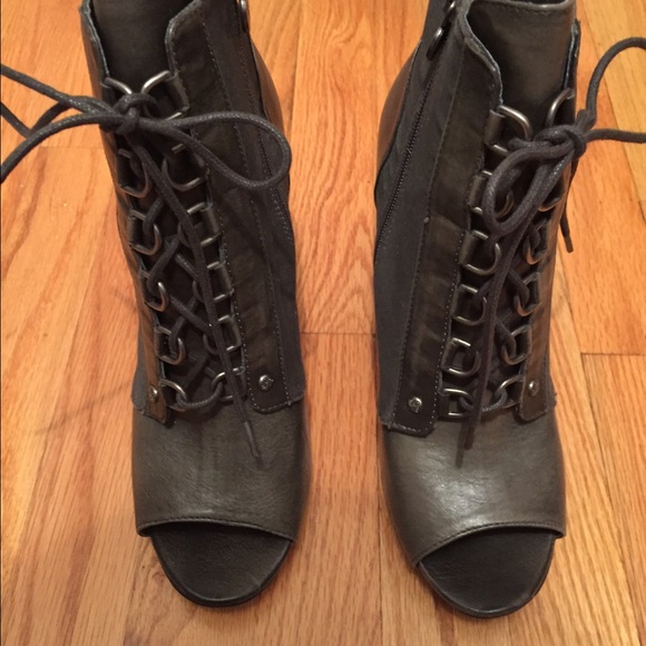 Vera Wang (@Kohl's) Open Toe Bootie