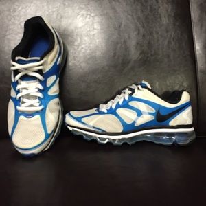 Nike Air Max  Size 6.5Y/8W
