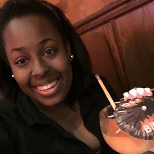 Meet your Posher, Tabitha