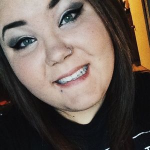 Meet your Posher, Kaylee