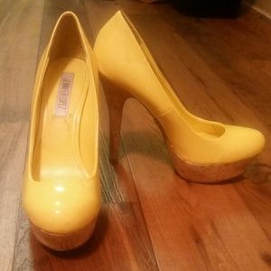 Yellow Jennifer Lopez heels