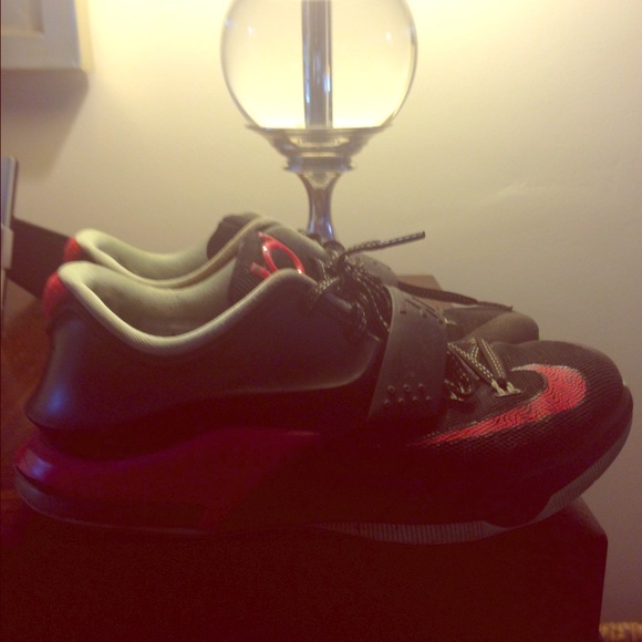 Boys Kevin Durant 8's!