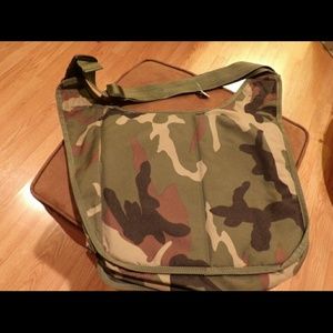 compass messenger bag