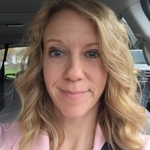 Meet your Posher, Carrie