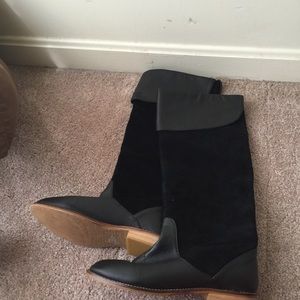 Size 6 leather and suede boots