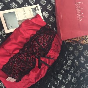 🌹Fredericks of Hollywood sexy chem💋