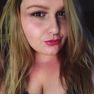 Meet your Posher, Felicia