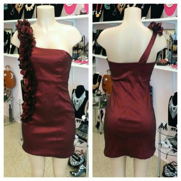 Maroon Flower Shoulder Dress