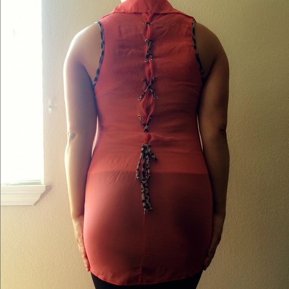 Button down blouse - Picture 2 of 2