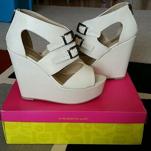 Cream wedge high heels