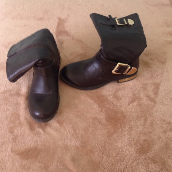 Low cut boots