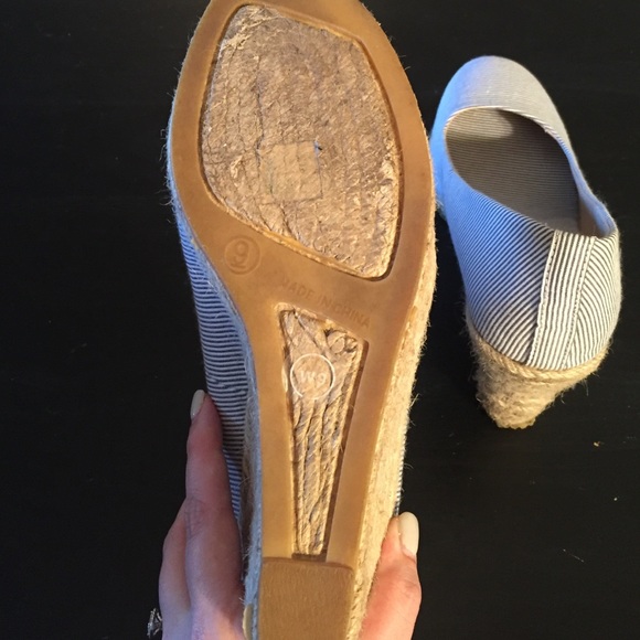 Blue striped Gap Wedges - Picture 4 of 4