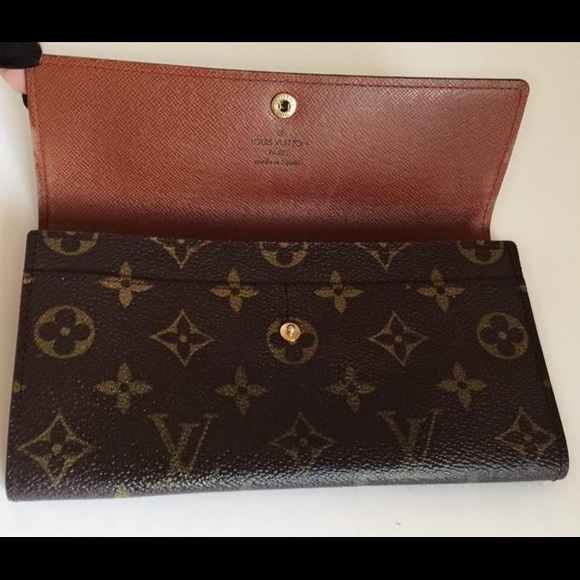 How to authenticate Louis Vuitton wallets - Picture 2 of 4