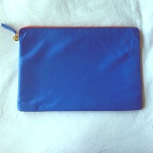 🎉SALE🎉Clare Vivier Oversized Clutch/Laptop Case
