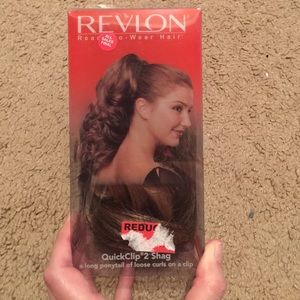 Clip ponytail