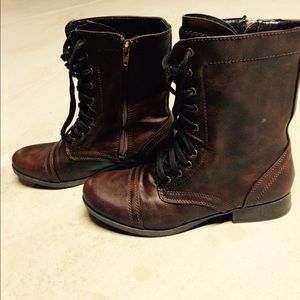 Women's Midcalf Boots