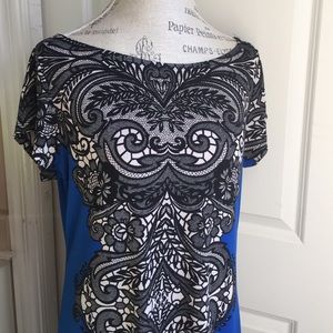 A pattern blue dress