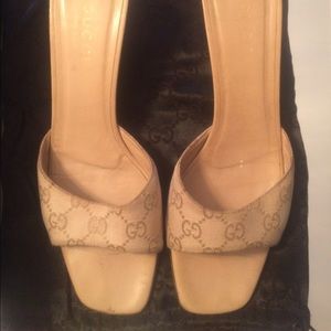 Authentic Gucci sandals. Size 10.