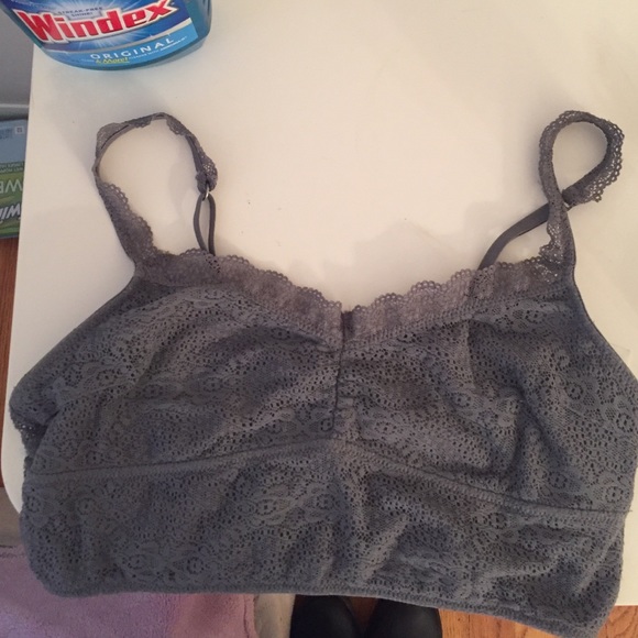 CUTE GRAY LACE BRALET