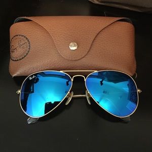 Glasses like new. Worn once