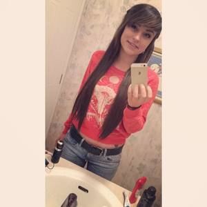 Meet your Posher, Lacy