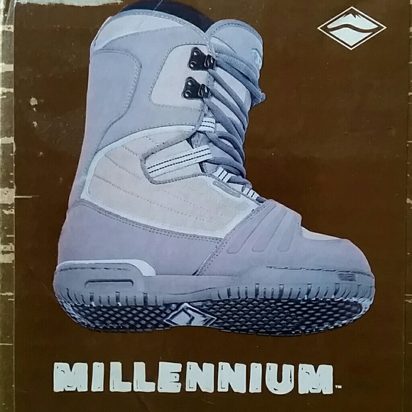 Vans Snowboarding Boots