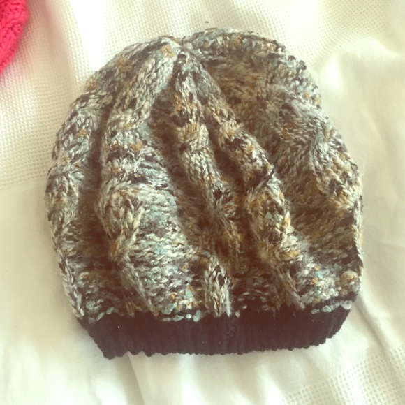 Multicolored beany