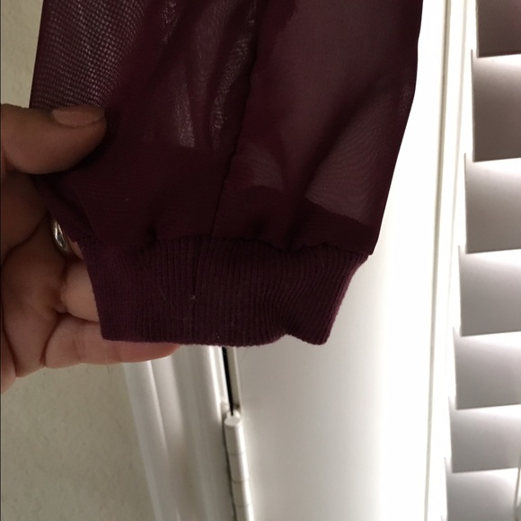 Cute burgundy blouse. - Picture 2 of 4