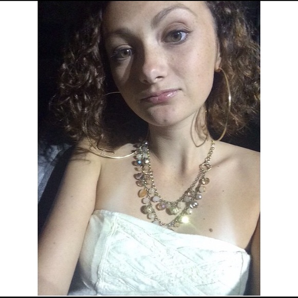 Meet your Posher, Becca